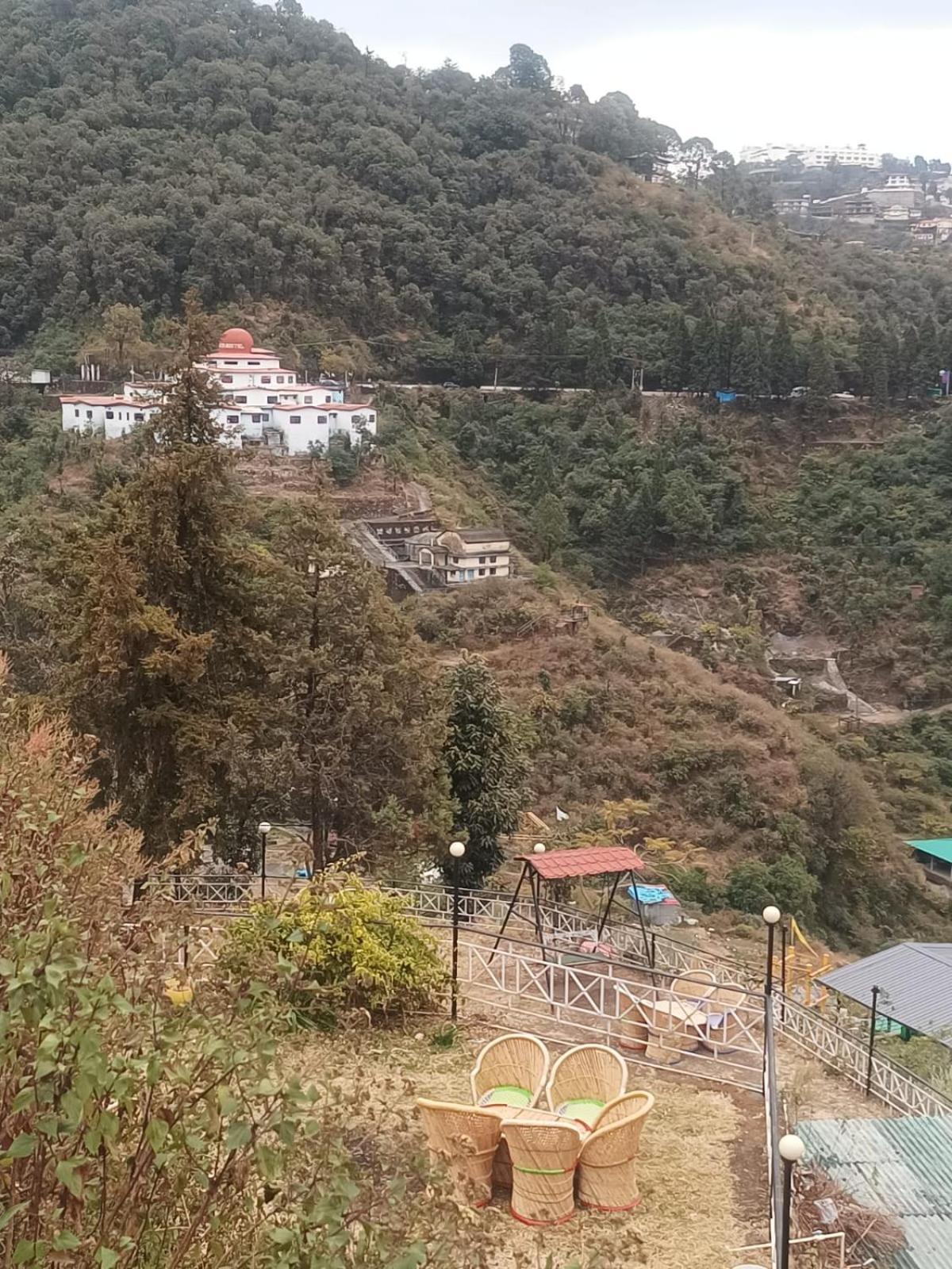 Hotel Himalayan Village Mussoorie Esterno foto